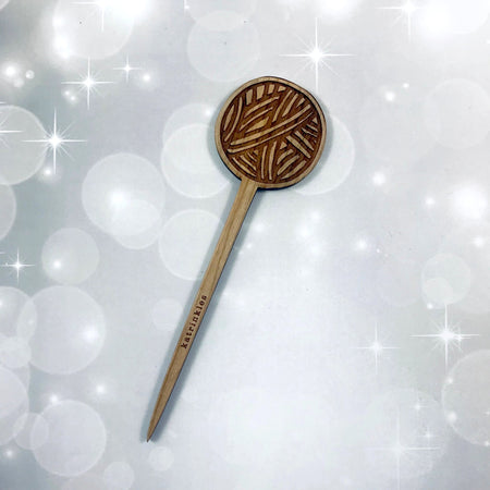 Yarn Ball Wooden Shawl Stick